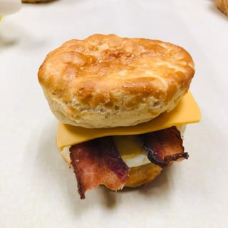 Biscuit SW: Bacon, Egg, & Cheese